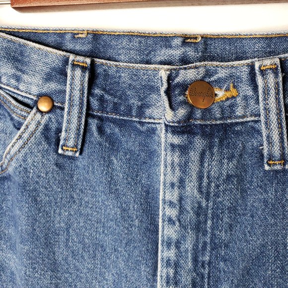 Wrangler Women's Straight Leg Jeans - Blue - Picture 2 of 9